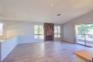 Photo #6: 2125436 Listing 