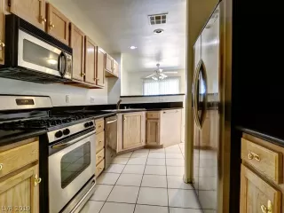 Photo #5: 2125446 Listing 