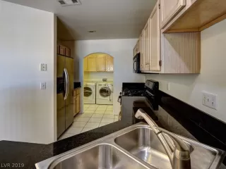 Photo #6: 2125446 Listing 