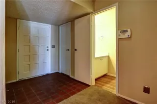 Photo #3: 2125636 Listing 