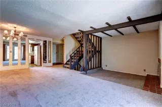 Photo #6: 2125636 Listing 