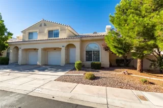 Photo #1: 2125665 Listing 