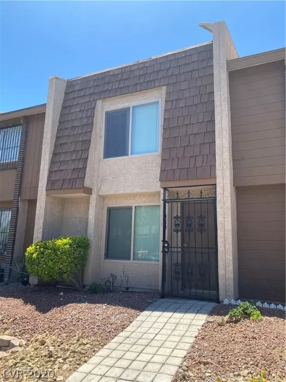 MLS: 2125674 Condo For Sale