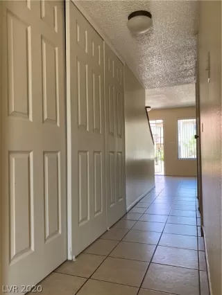 Photo #2: 2125674 Listing 