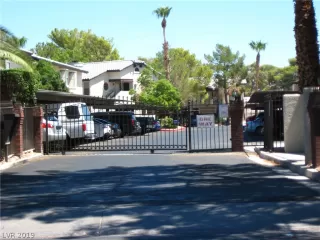 Photo #1: 2125676 Listing 