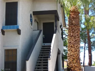 Photo #2: 2125676 Listing 