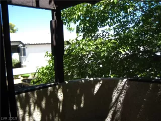 Photo #5: 2125676 Listing 