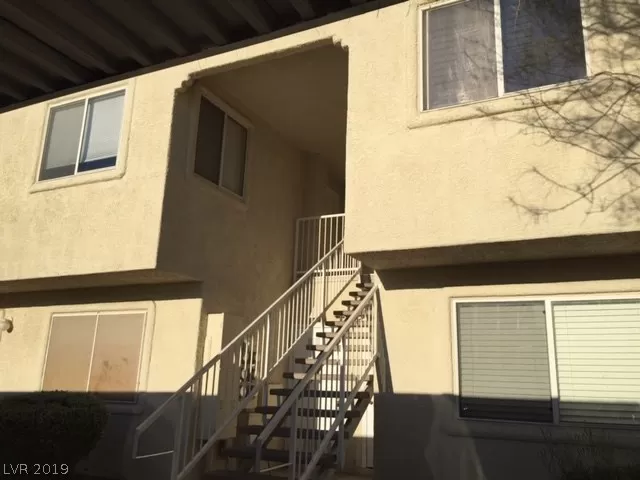 MLS: 2125879 Condo For Sale