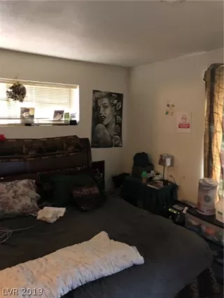 Photo #2: 2125913 Listing