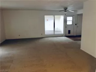 Photo #2: 2125968 Listing 