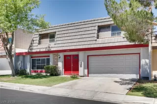 Photo #2: 2125975 Listing 