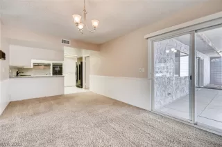 Photo #6: 2125975 Listing 