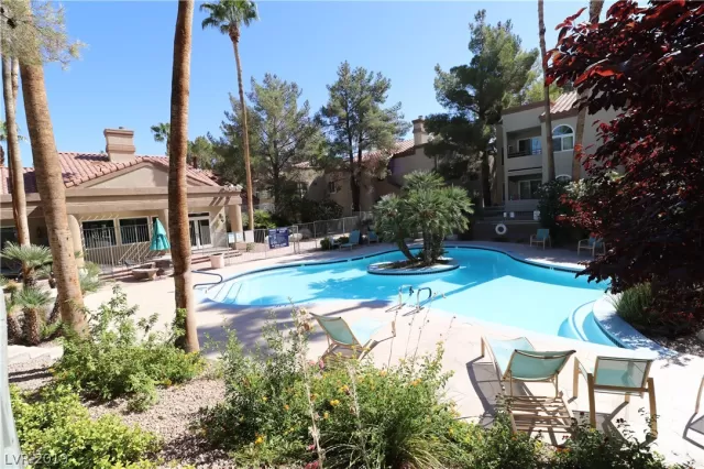 MLS: 2126013 Condo For Sale