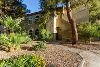 Photo #1: 2126013 Listing