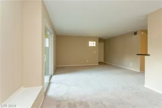 Photo #5: 2126013 Listing