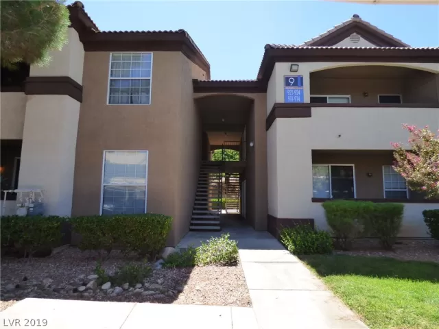 MLS: 2126043 Condo For Sale