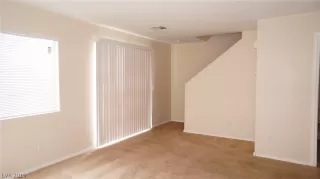 Photo #2: 2126079 Listing 