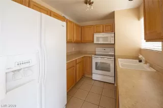 Photo #3: 2126096 Listing