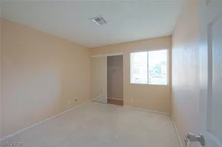 Photo #6: 2126096 Listing