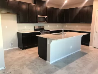 Photo #1: 2126127 Listing