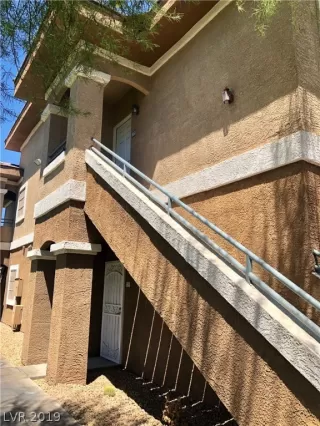 Photo #1: 2126170 Listing