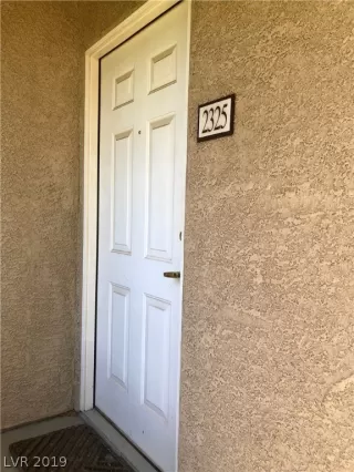 Photo #2: 2126170 Listing