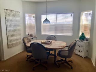 Photo #4: 2126170 Listing