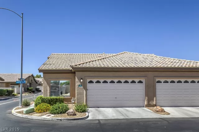 MLS: 2126184 Condo For Sale