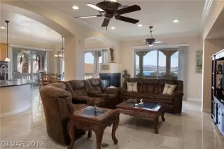 Photo #5: 2126254 Listing 