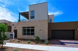 Photo #1: 2126276 Listing