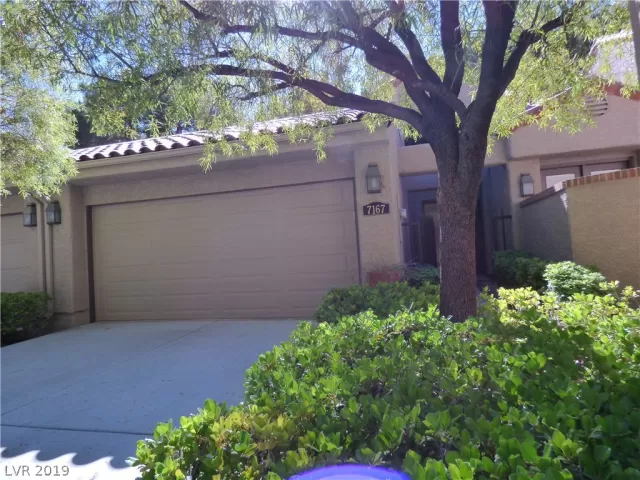 MLS: 2126296 Condo For Sale