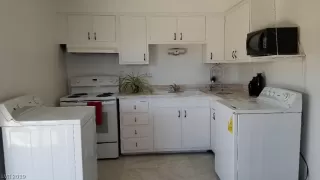 Photo #5: 2126346 Listing