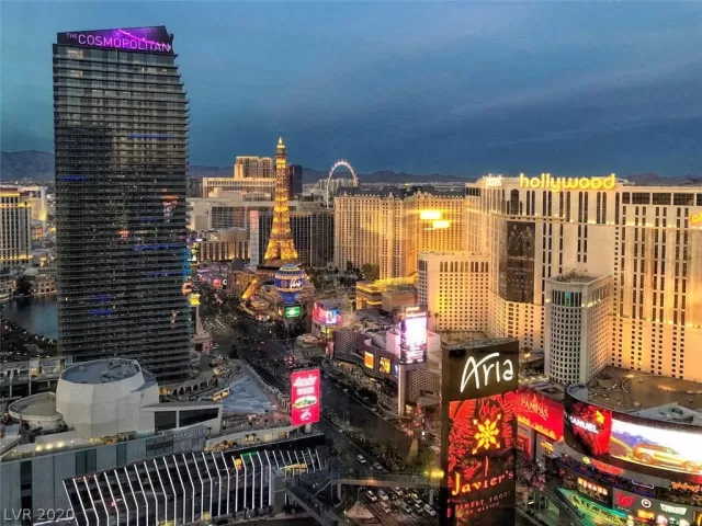 MLS: 2126419 Condo For Sale