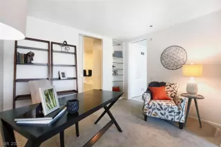 Photo #6: 2126419 Listing 