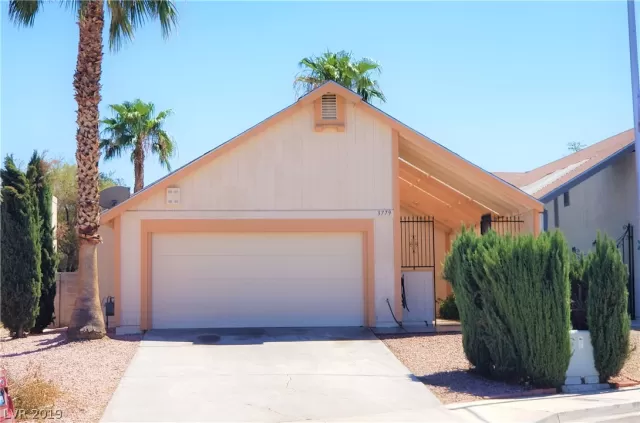 MLS: 2126424 Condo For Sale