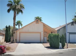 Photo #1: 2126424 Listing 