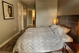 Photo #4: 2126463 Listing 