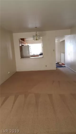 Photo #4: 2126504 Listing 