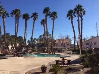 Photo #2: 2126577 Listing 