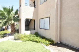 Photo #2: 2126590 Listing 