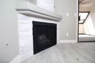 Photo #5: 2126590 Listing 