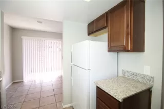 Photo #6: 2126610 Listing