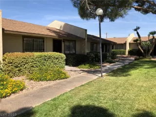 Photo #1: 2126639 Listing