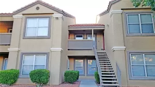 Photo #6: 2126640 Listing