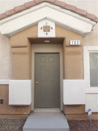 Photo #1: 2126649 Listing 