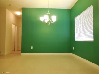 Photo #5: 2126649 Listing 