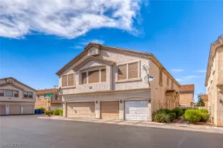 Photo #1: 2126678 Listing 