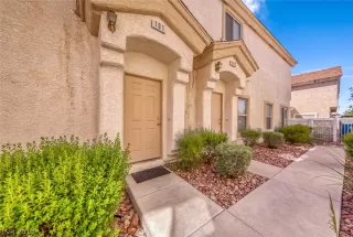 Photo #3: 2126678 Listing 