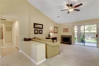 Photo #1: 2126693 Listing 