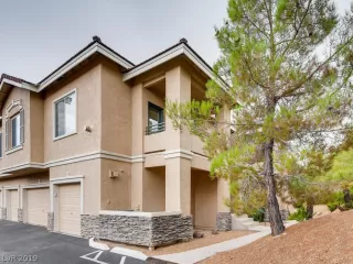 Photo #1: 2126699 Listing 